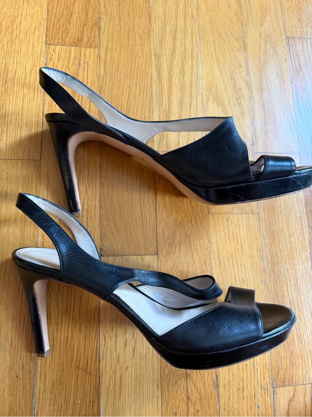 Jil Sander Black Leather asymmetric Slingback Heels